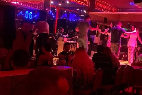 GAZİNO SHOW BAR - Resim 9