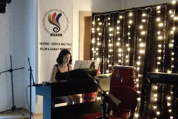 Nezihe - Derya Baltalı Bilim ve Sanat Merkezi - Resim 9