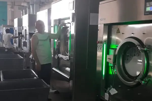 Akkar laundry - Resim 12