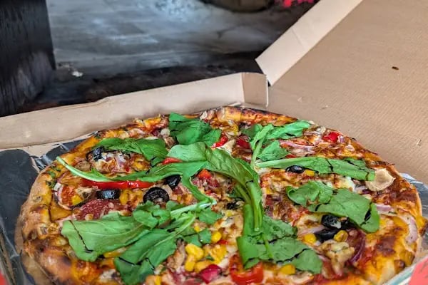 Renkli Köy Moena - Pizza ve Burger - Resim 2