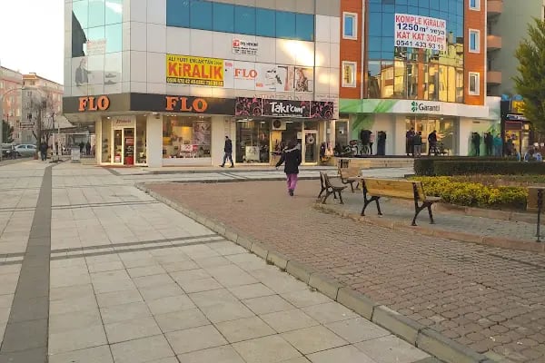 FLO Çerkezköy Cadde Mağazası - Resim 16