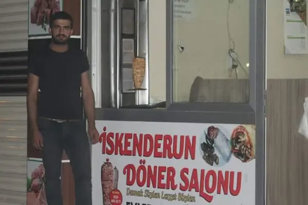 İSKENDERUN DÖNER SALONU - Resim 6