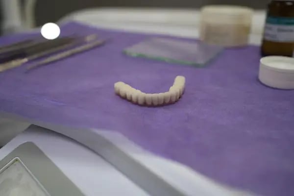 Özel İzmir Dental Klinik Ağız ve Diş Sağlığı Polikliniği - Resim 3