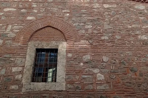 İnebey Yazma Eser Kütüphanesi - Resim 6