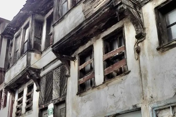 İnebey Yazma Eser Kütüphanesi - Resim 12