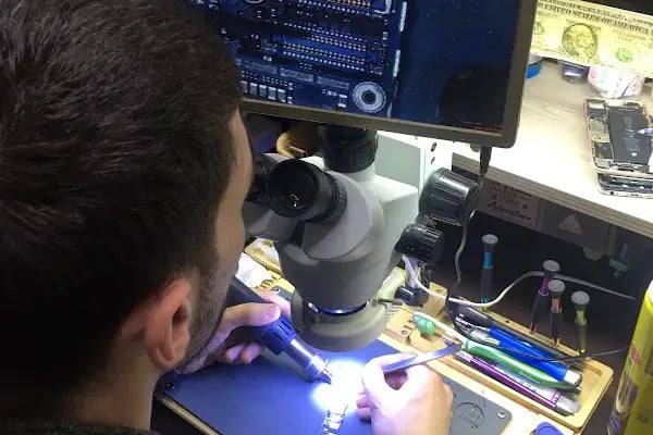 AKNOTECH Cep Telefonu Tamir ve Bakim Hizmeti Trabzon - Resim 8