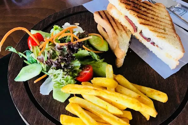 SHAQQA CAFE - Resim 3