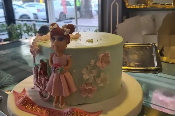 Rezzan CAFE &amp; PATISSERIE - Resim 18