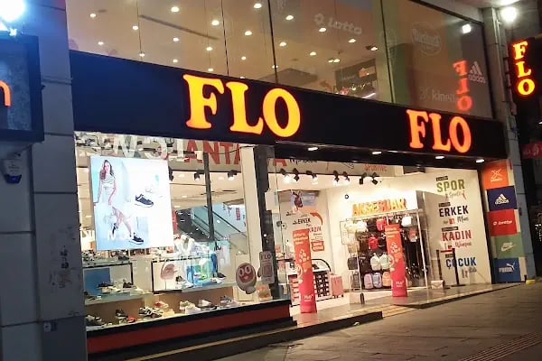 FLO Antalya Şarampol Mağazası - Resim 16