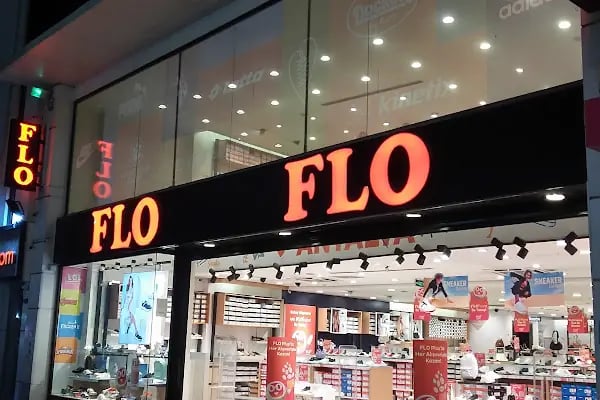 FLO Antalya Şarampol Mağazası - Resim 17