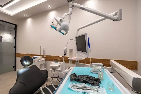DENTONİKS AĞIZ VE DİŞ SAĞLIĞI POLİKLİNİĞİ - Resim 14
