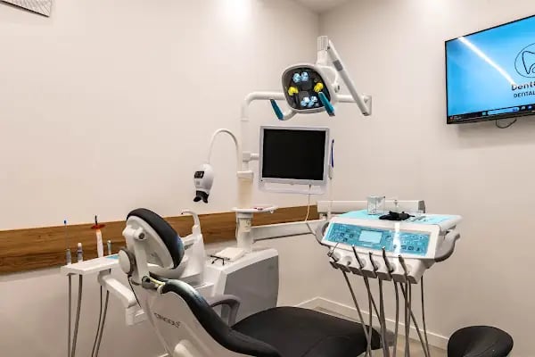 DENTONİKS AĞIZ VE DİŞ SAĞLIĞI POLİKLİNİĞİ - Resim 18