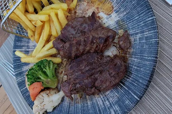 Balkon Restaurant - Resim 2