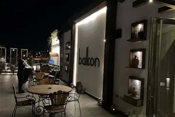 Balkon Restaurant - Resim 16