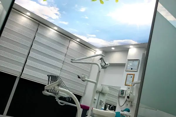 Özel DENTANTEP AĞIZ VE DİŞ SAĞLIĞI POLİKLİNİĞİ - Resim 3