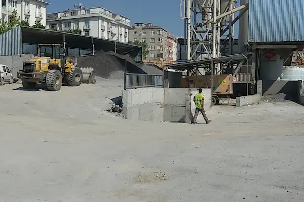 Bağcılar Belediyesi Akşemsettin Parkı - Resim 5