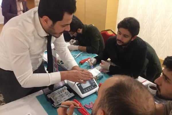 Alpdent Ağız ve Diş Sağlığı Polikliniği - Resim 12