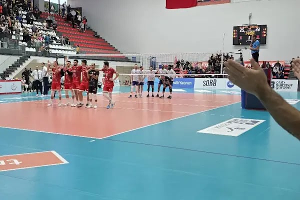 100. Yıl Recep Hacıfazlıoğlu Spor Salonu - Resim 6
