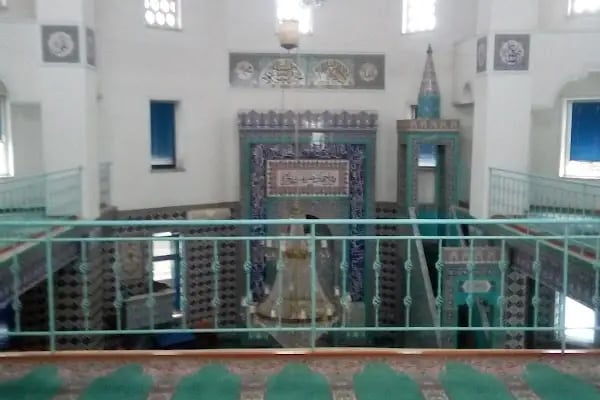 Hasan Basri Çantay Cami - Resim 8