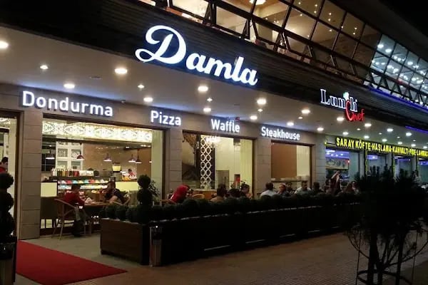 Yakamoz Köfte &amp; Balık Restaurant - Resim 2