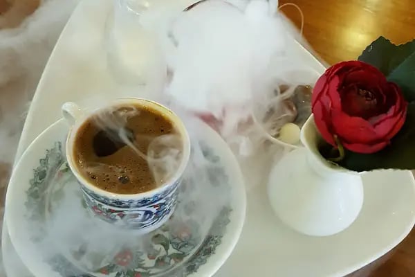 Yakamoz Köfte &amp; Balık Restaurant - Resim 17