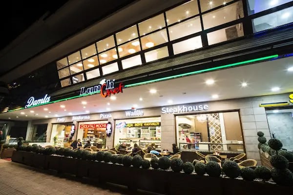 Yakamoz Köfte &amp; Balık Restaurant - Resim 4