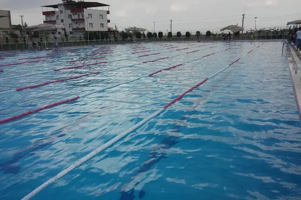 Toroslar Olimpik Yüzme Havuzu - Resim 2