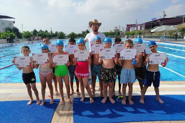 Toroslar Olimpik Yüzme Havuzu - Resim 17