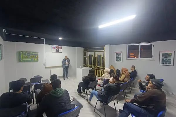 ÖZEL HASKADINHANI SÜRÜCÜ KURSU - Resim 17
