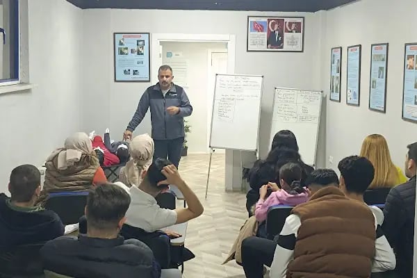 ÖZEL HASKADINHANI SÜRÜCÜ KURSU - Resim 20