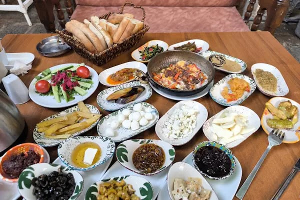 Zinciriye Konağı Kahvaltı Ve Cafe - Resim 5