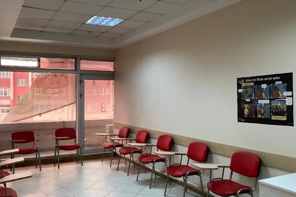 English School Beylikdüzü Dil Okulu - Resim 3