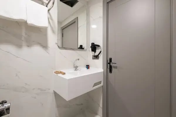 The Port Güzelyalı Otel - Resim 14