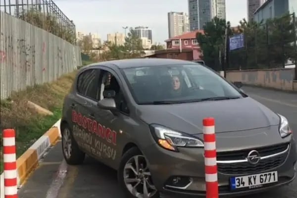 Bostancı Sürücü Kursu - Resim 20