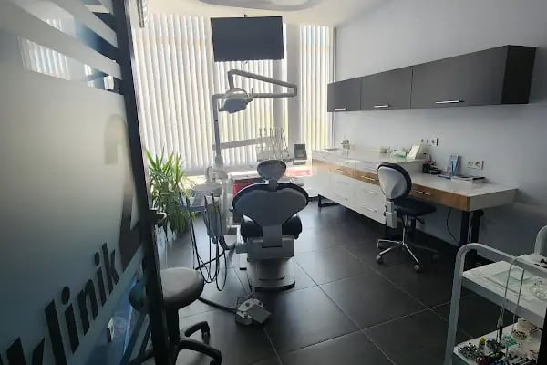 Özel Dent 22 Ağız ve Diş Sağlığı Polikliniği - Resim 2