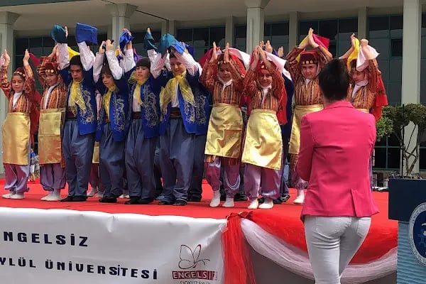 Dokuz Eylül Üniversitesi Özel 75. - Resim 5