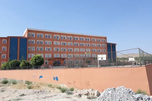 Osman Sayin Anadolu Lisesi - Resim 1