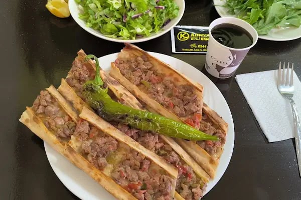 konyalı etli pide ve kebap salonu - Resim 17