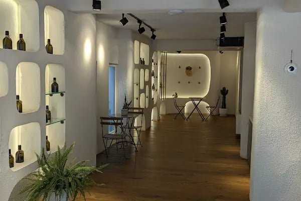 Rapunsel Cafe&amp;Patisserie - Resim 10
