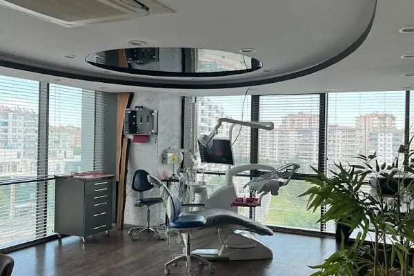 Dr. Şener KAYAPINAR Diş Kliniği - Resim 2