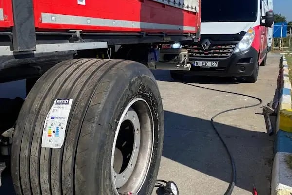 Yılmaz oto lastik 7/24 yol yardım en yakın lastikçi - Resim 7