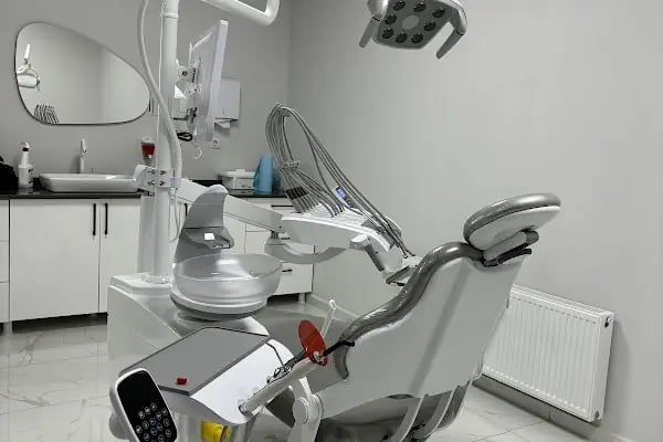 Özel ED Ağız ve Diş Sağlığı Polikliniği - Resim 14