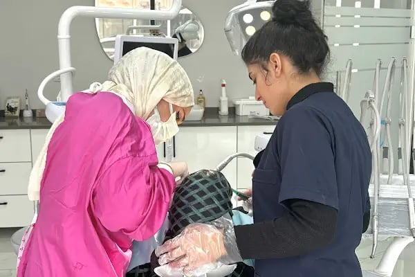 Özel ED Ağız ve Diş Sağlığı Polikliniği - Resim 6