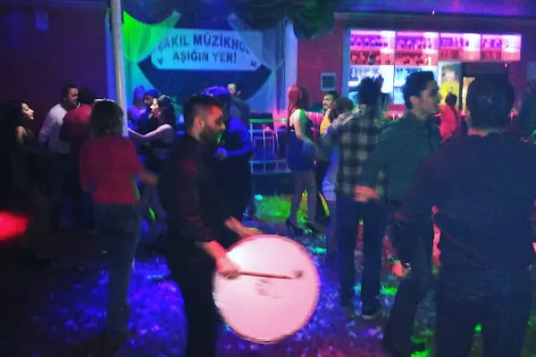 Çakıl Müzikhol - Resim 10