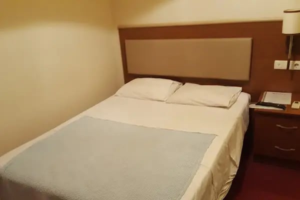 Pine Tree Otel - Resim 2