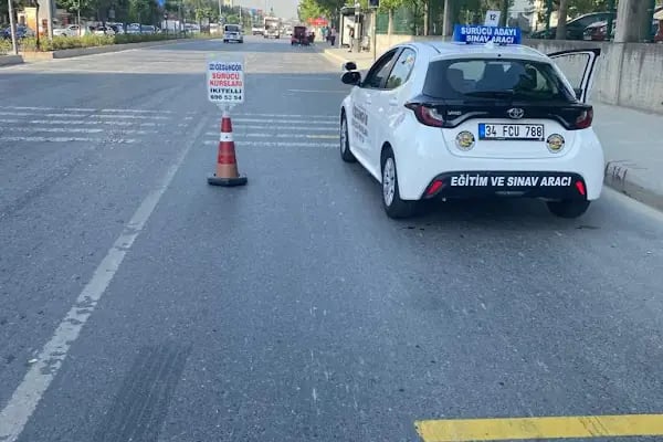 İkitelli Özgüngör Sürücü Kursu - Resim 13
