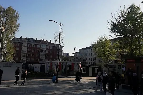 Mareşal Caddesi Yürüyüş Yolu - Resim 14