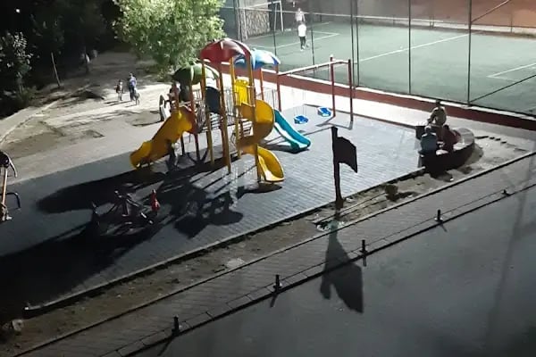 Keçiören Belediyesi Erhan Dural Parkı - Resim 10