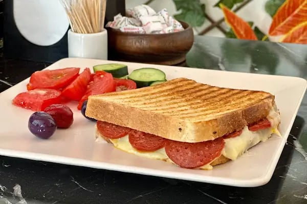 Harmony Cafe - Resim 4