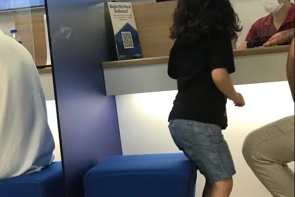 Türkiye İş Bankası Çarşı-Avcılar/İstanbul Şubesi - Resim 10